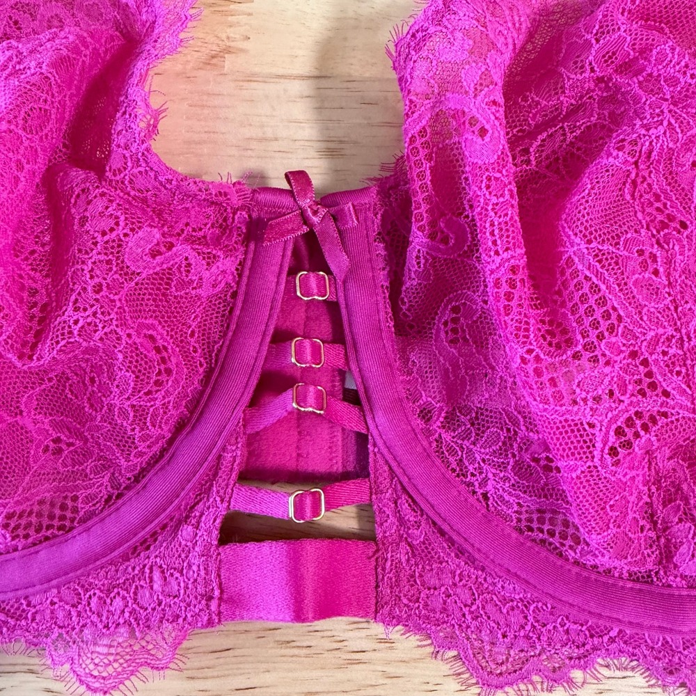 Cacique Unlined Balconette Bra 44DD Fuchsia Pink Floral Lace Strappy 1122035 - Picture 2 of 7